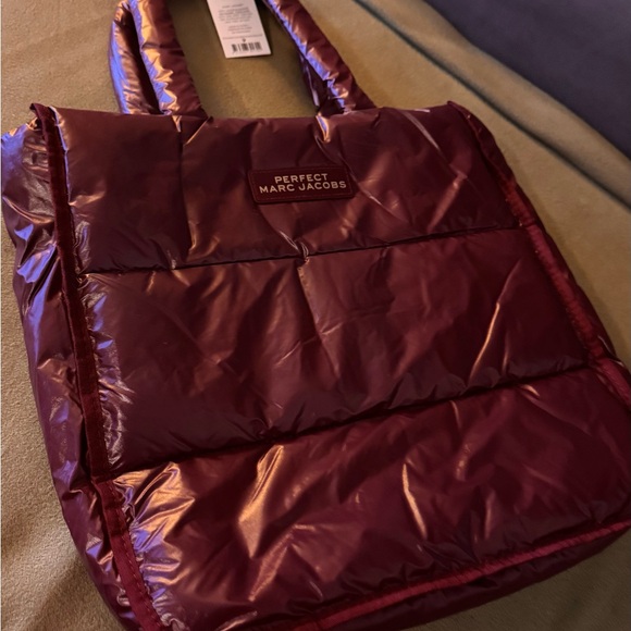 Marc Jacobs perfect beauty puffy bag tote cosmetic pouch purse new with tags - Picture 5 of 9